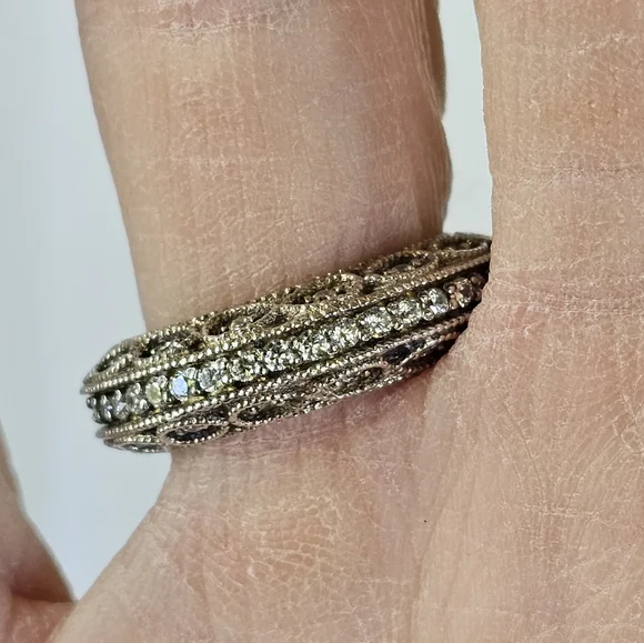 Stunning Designer Zircon Ring Sz 6 ! - Picture 7 of 14